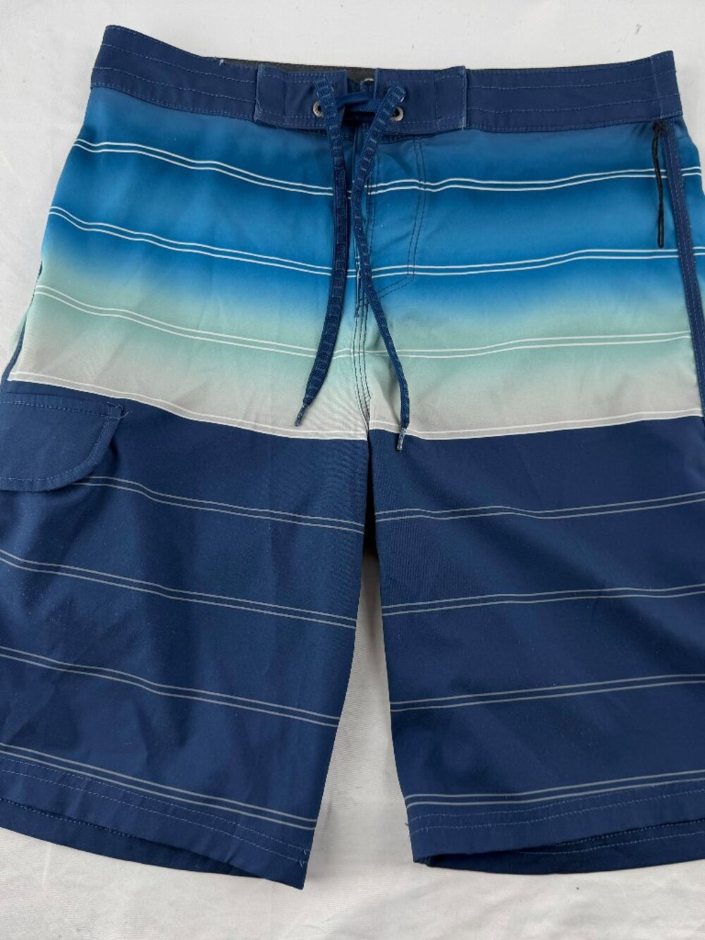 Goodfellow & Co Blue Ombre Striped Board Shorts Mens Size 30 Swim Trunks